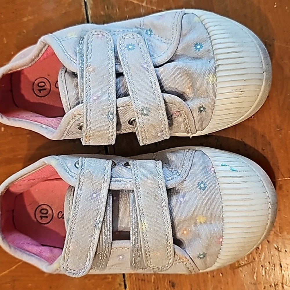 Used Cat and Jake size 10 shoes